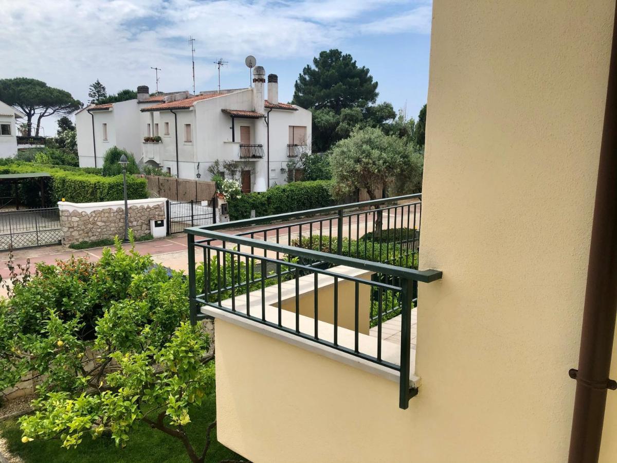 Domus Thalia Villa Sperlonga Bagian luar foto